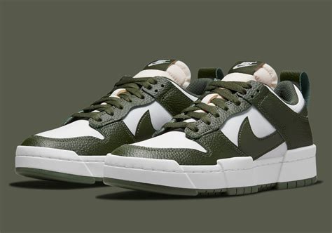 dark green dunk low disrupt